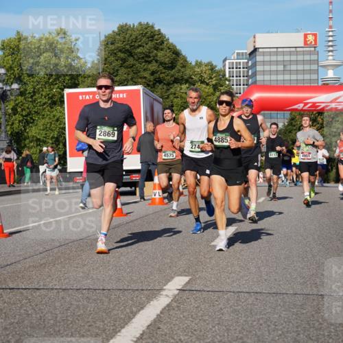 07.09.2025 - BARMER Alsterlauf Yannick Fuchs http://msf.ph/oto/8755959 07.09.2025 09:38:04 Laufen 2869, 4575, 274, 4885, 6113, 4951 meine-sportfotos.de