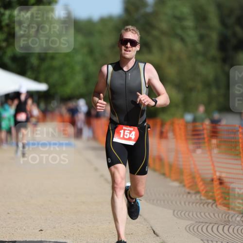 07.09.2025 - 19. Norderstedt Triathlon Michael Strokosch http://msf.ph/oto/8755973 07.09.2025 12:03:23 Laufen 154 meine-sportfotos.de