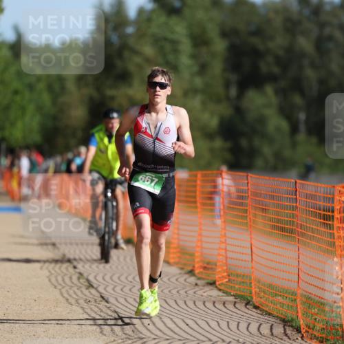 07.09.2025 - 19. Norderstedt Triathlon Michael Strokosch http://msf.ph/oto/8755977 07.09.2025 10:42:01 Laufen 667 meine-sportfotos.de