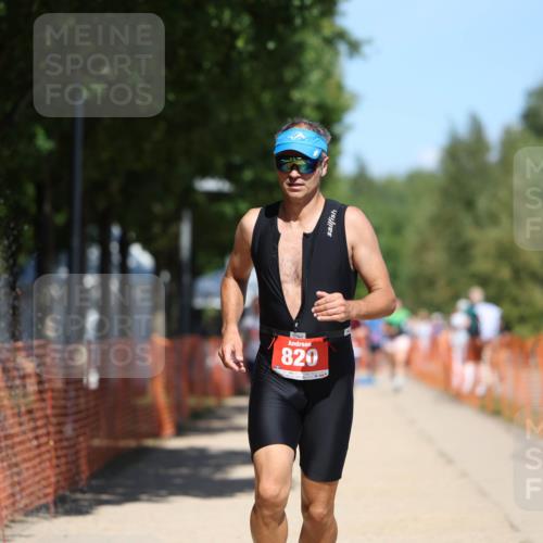 07.09.2025 - 19. Norderstedt Triathlon Michael Strokosch http://msf.ph/oto/8755993 07.09.2025 13:11:49 Laufen 820 meine-sportfotos.de
