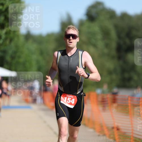 07.09.2025 - 19. Norderstedt Triathlon Michael Strokosch http://msf.ph/oto/8756004 07.09.2025 12:03:24 Laufen 154 meine-sportfotos.de