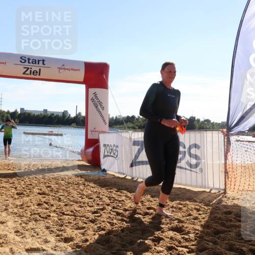 07.09.2025 - 19. Norderstedt Triathlon Luisa Fischer http://msf.ph/oto/8756008 07.09.2025 15:46:55 Schwimmen 1557 meine-sportfotos.de