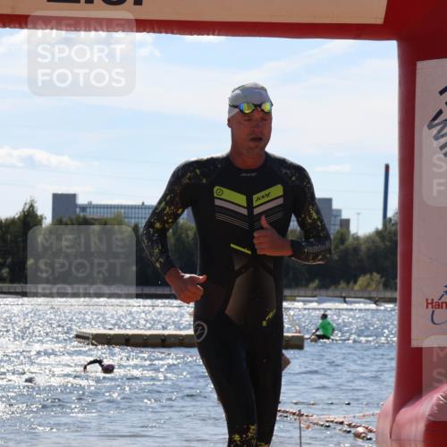 07.09.2025 - 19. Norderstedt Triathlon Luisa Fischer http://msf.ph/oto/8756012 07.09.2025 13:27:19 Schwimmen 960, 1028, 1467 meine-sportfotos.de