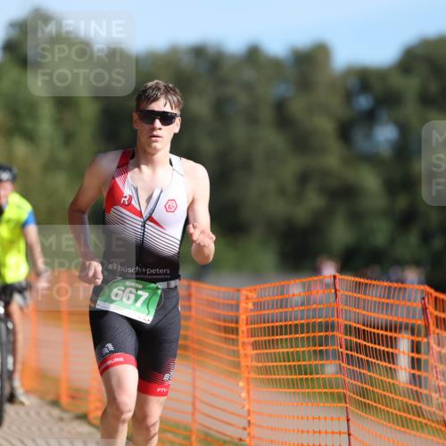 07.09.2025 - 19. Norderstedt Triathlon Michael Strokosch http://msf.ph/oto/8756030 07.09.2025 10:42:02 Laufen 667 meine-sportfotos.de