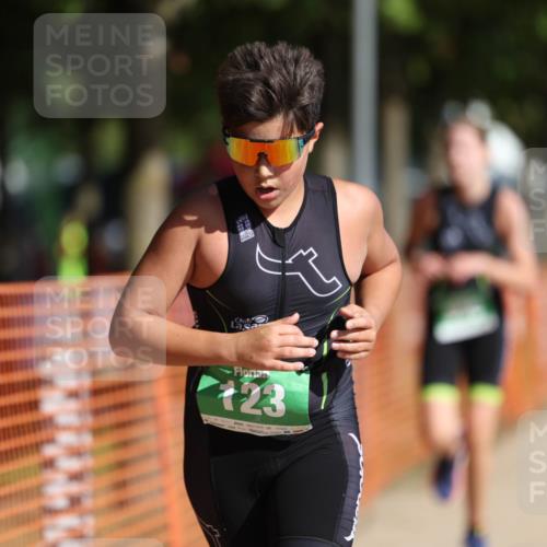 07.09.2025 - 19. Norderstedt Triathlon Michael Strokosch http://msf.ph/oto/8756037 07.09.2025 11:00:51 Laufen 62, 123, 635 meine-sportfotos.de