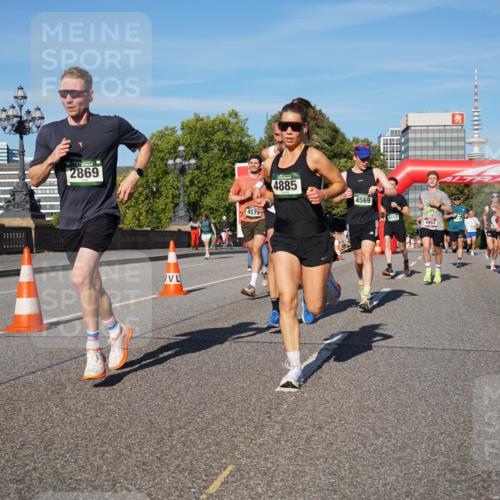 07.09.2025 - BARMER Alsterlauf Yannick Fuchs http://msf.ph/oto/8756039 07.09.2025 09:38:06 Laufen 2869, 4575, 4885, 4569, 6113, 4951 meine-sportfotos.de