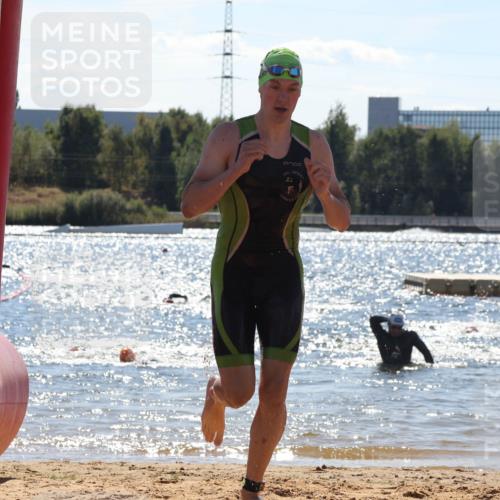 07.09.2025 - 19. Norderstedt Triathlon Luisa Fischer http://msf.ph/oto/8756045 07.09.2025 13:27:26 Schwimmen 960, 1017, 1467 meine-sportfotos.de