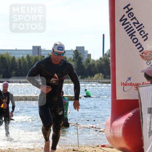 07.09.2025 - 19. Norderstedt Triathlon Luisa Fischer http://msf.ph/oto/8756106 07.09.2025 13:27:38 Schwimmen 880, 969, 1002, 1017, 1421 meine-sportfotos.de