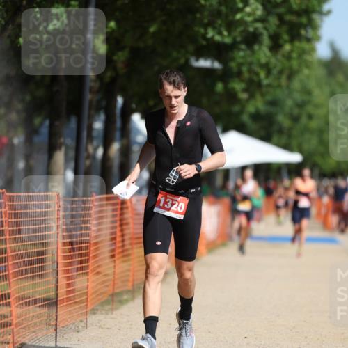 07.09.2025 - 19. Norderstedt Triathlon Michael Strokosch http://msf.ph/oto/8756124 07.09.2025 12:03:33 Laufen 1320 meine-sportfotos.de
