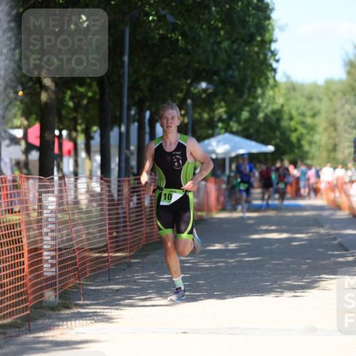 07.09.2025 - 19. Norderstedt Triathlon Michael Strokosch http://msf.ph/oto/8756152 07.09.2025 14:53:59 Laufen 1017, 1040 meine-sportfotos.de