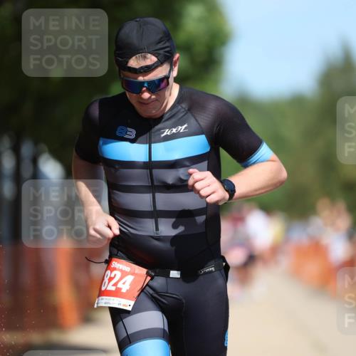 07.09.2025 - 19. Norderstedt Triathlon Michael Strokosch http://msf.ph/oto/8756157 07.09.2025 12:50:01 Laufen 824 meine-sportfotos.de