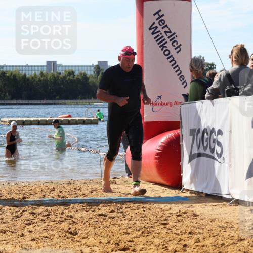 07.09.2025 - 19. Norderstedt Triathlon Luisa Fischer http://msf.ph/oto/8756248 07.09.2025 11:45:52 Schwimmen 727, 780 meine-sportfotos.de