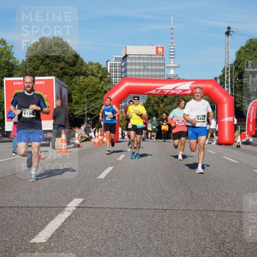 07.09.2025 - BARMER Alsterlauf Yannick Fuchs http://msf.ph/oto/8756273 07.09.2025 09:38:11 Laufen 6163, 4825, 8442 meine-sportfotos.de
