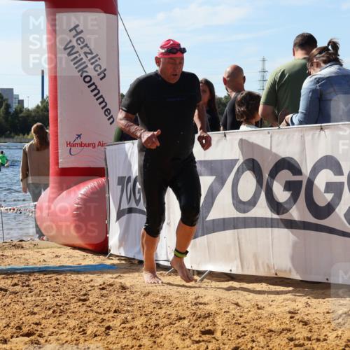 07.09.2025 - 19. Norderstedt Triathlon Luisa Fischer http://msf.ph/oto/8756277 07.09.2025 11:45:53 Schwimmen 727, 780 meine-sportfotos.de