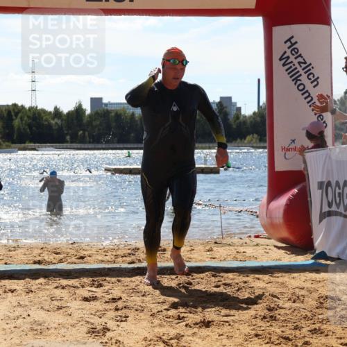 07.09.2025 - 19. Norderstedt Triathlon Luisa Fischer http://msf.ph/oto/8756309 07.09.2025 13:27:56 Schwimmen 876, 975, 1034 meine-sportfotos.de
