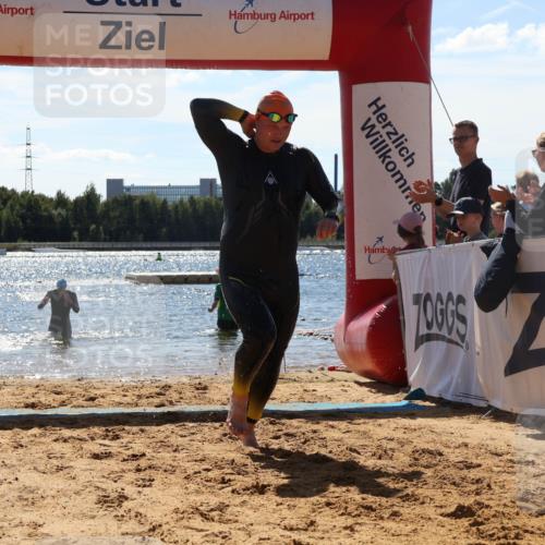 07.09.2025 - 19. Norderstedt Triathlon Luisa Fischer http://msf.ph/oto/8756322 07.09.2025 13:27:56 Schwimmen 876, 975, 1034 meine-sportfotos.de