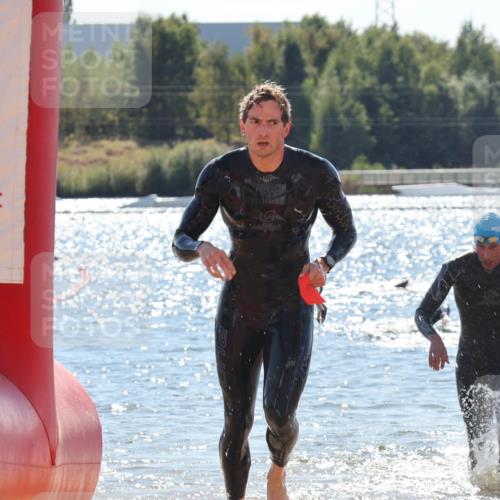 07.09.2025 - 19. Norderstedt Triathlon Luisa Fischer http://msf.ph/oto/8756337 07.09.2025 13:28:00 Schwimmen 388, 876, 975, 1034 meine-sportfotos.de