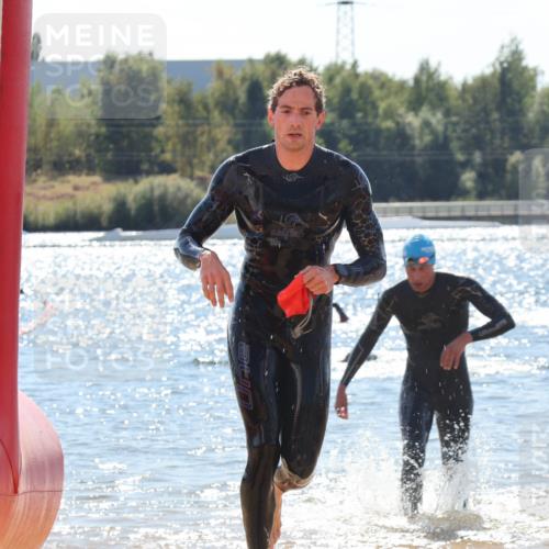 07.09.2025 - 19. Norderstedt Triathlon Luisa Fischer http://msf.ph/oto/8756344 07.09.2025 13:28:01 Schwimmen 388, 876, 1034 meine-sportfotos.de