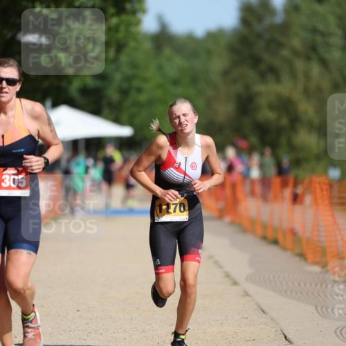 07.09.2025 - 19. Norderstedt Triathlon Michael Strokosch http://msf.ph/oto/8756347 07.09.2025 12:03:44 Laufen 1170, 1305 meine-sportfotos.de