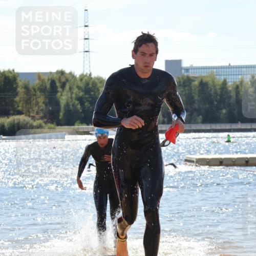 07.09.2025 - 19. Norderstedt Triathlon Luisa Fischer http://msf.ph/oto/8756361 07.09.2025 13:28:02 Schwimmen 388, 876, 1034 meine-sportfotos.de