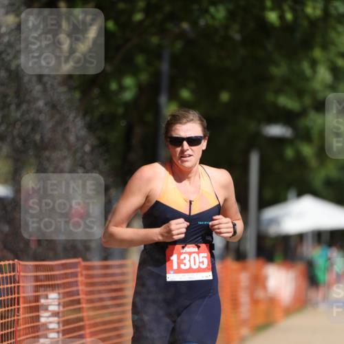 07.09.2025 - 19. Norderstedt Triathlon Michael Strokosch http://msf.ph/oto/8756368 07.09.2025 12:03:44 Laufen 1170, 1305 meine-sportfotos.de