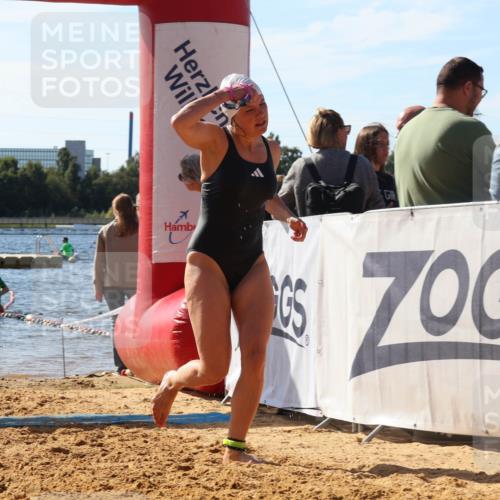 07.09.2025 - 19. Norderstedt Triathlon Luisa Fischer http://msf.ph/oto/8756377 07.09.2025 11:45:59 Schwimmen 213, 715, 727, 780 meine-sportfotos.de