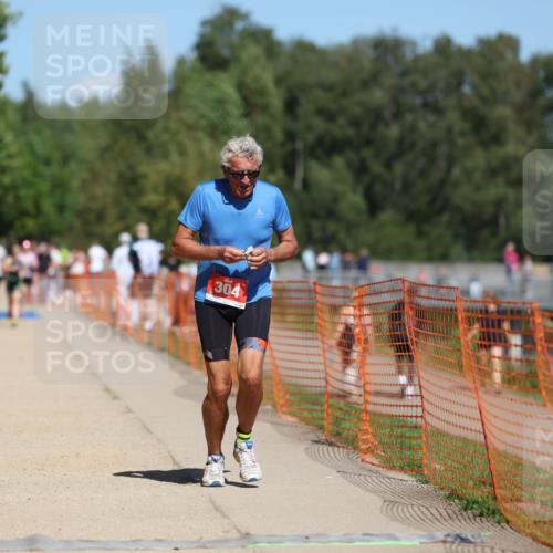 07.09.2025 - 19. Norderstedt Triathlon Michael Strokosch http://msf.ph/oto/8756378 07.09.2025 13:12:09 Laufen 304, 700, 1243 meine-sportfotos.de