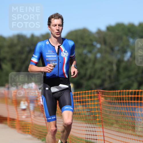 07.09.2025 - 19. Norderstedt Triathlon Michael Strokosch http://msf.ph/oto/8756379 07.09.2025 14:54:04 Laufen 1017, 1038, 1040 meine-sportfotos.de