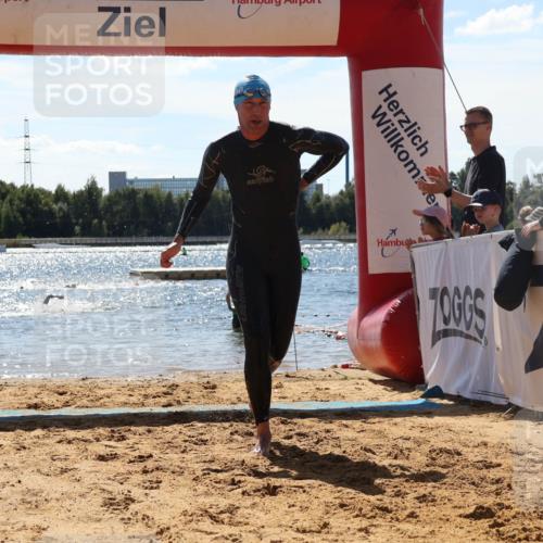 07.09.2025 - 19. Norderstedt Triathlon Luisa Fischer http://msf.ph/oto/8756412 07.09.2025 13:28:06 Schwimmen 388, 876, 1034 meine-sportfotos.de