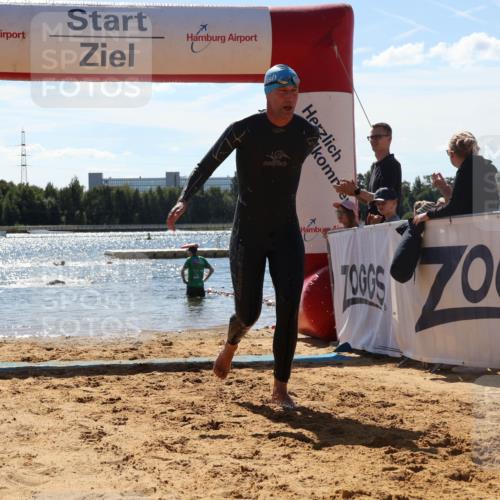 07.09.2025 - 19. Norderstedt Triathlon Luisa Fischer http://msf.ph/oto/8756418 07.09.2025 13:28:06 Schwimmen 388, 876, 1034 meine-sportfotos.de