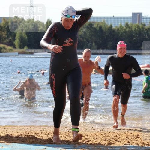 07.09.2025 - 19. Norderstedt Triathlon Luisa Fischer http://msf.ph/oto/8756421 07.09.2025 11:46:04 Schwimmen 213, 715, 727, 780, 1247, 1329 meine-sportfotos.de