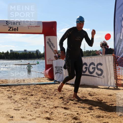 07.09.2025 - 19. Norderstedt Triathlon Luisa Fischer http://msf.ph/oto/8756429 07.09.2025 13:28:07 Schwimmen 388, 876, 1034 meine-sportfotos.de
