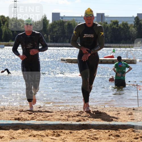 07.09.2025 - 19. Norderstedt Triathlon Luisa Fischer http://msf.ph/oto/8756440 07.09.2025 13:28:24 Schwimmen 366, 984 meine-sportfotos.de