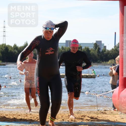 07.09.2025 - 19. Norderstedt Triathlon Luisa Fischer http://msf.ph/oto/8756441 07.09.2025 11:46:05 Schwimmen 213, 715, 780, 1247, 1329 meine-sportfotos.de
