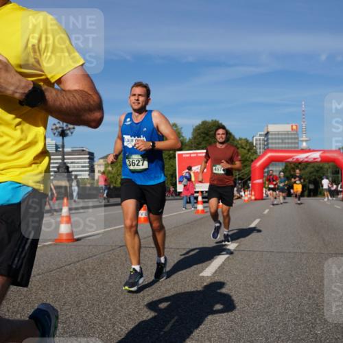 07.09.2025 - BARMER Alsterlauf Yannick Fuchs http://msf.ph/oto/8756442 07.09.2025 09:38:16 Laufen 3627, 4974 meine-sportfotos.de