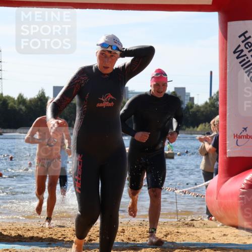 07.09.2025 - 19. Norderstedt Triathlon Luisa Fischer http://msf.ph/oto/8756450 07.09.2025 11:46:05 Schwimmen 213, 715, 780, 1247, 1329 meine-sportfotos.de