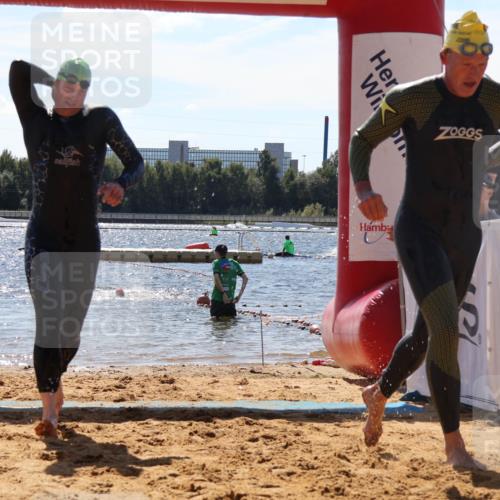 07.09.2025 - 19. Norderstedt Triathlon Luisa Fischer http://msf.ph/oto/8756472 07.09.2025 13:28:26 Schwimmen 366, 984 meine-sportfotos.de
