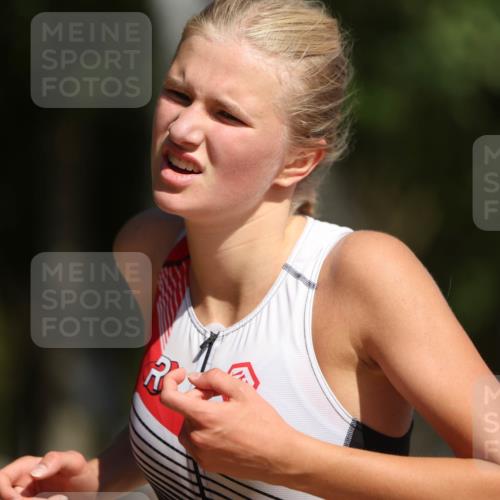 07.09.2025 - 19. Norderstedt Triathlon Michael Strokosch http://msf.ph/oto/8756477 07.09.2025 12:03:47 Laufen 1170, 1305 meine-sportfotos.de