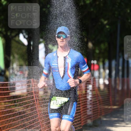 07.09.2025 - 19. Norderstedt Triathlon Michael Strokosch http://msf.ph/oto/8756483 07.09.2025 14:54:11 Laufen 981, 1038, 1465 meine-sportfotos.de