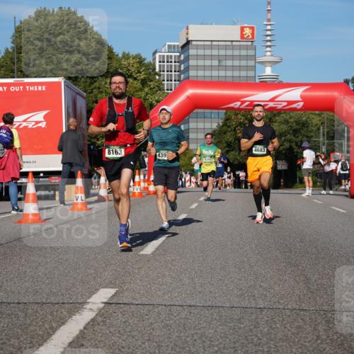 07.09.2025 - BARMER Alsterlauf Yannick Fuchs http://msf.ph/oto/8756497 07.09.2025 09:38:18 Laufen 8163, 4683, 439, 6262 meine-sportfotos.de