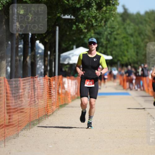 07.09.2025 - 19. Norderstedt Triathlon Michael Strokosch http://msf.ph/oto/8756509 07.09.2025 12:04:00 Laufen 279 meine-sportfotos.de