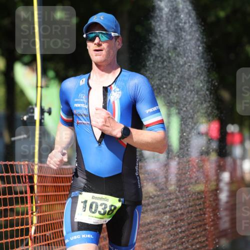 07.09.2025 - 19. Norderstedt Triathlon Michael Strokosch http://msf.ph/oto/8756525 07.09.2025 14:54:12 Laufen 981, 1038, 1465 meine-sportfotos.de