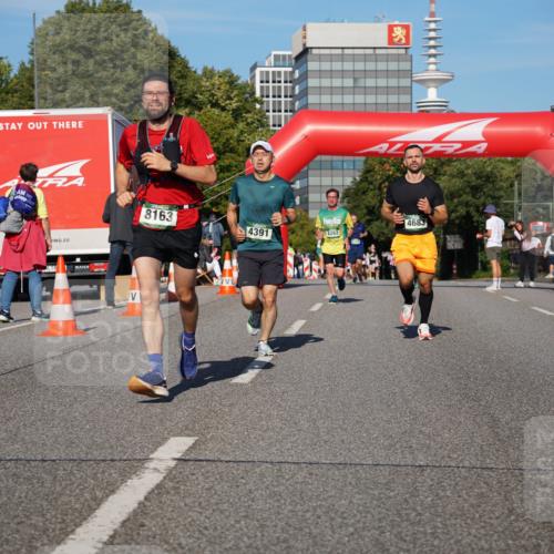 07.09.2025 - BARMER Alsterlauf Yannick Fuchs http://msf.ph/oto/8756530 07.09.2025 09:38:19 Laufen 8163, 9, 4683, 4391, 6262 meine-sportfotos.de