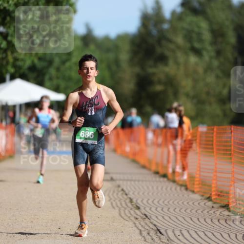 07.09.2025 - 19. Norderstedt Triathlon Michael Strokosch http://msf.ph/oto/8756562 07.09.2025 10:42:28 Laufen 652, 686 meine-sportfotos.de