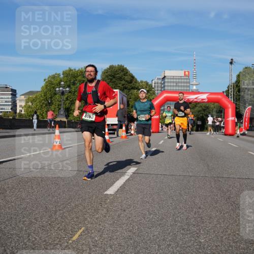 07.09.2025 - BARMER Alsterlauf Yannick Fuchs http://msf.ph/oto/8756580 07.09.2025 09:38:20 Laufen 4683, 8163, 439 meine-sportfotos.de