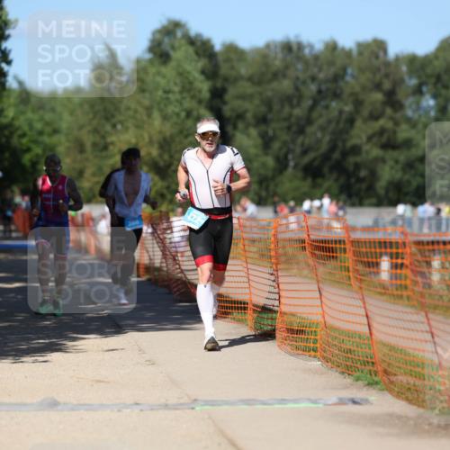 07.09.2025 - 19. Norderstedt Triathlon Michael Strokosch http://msf.ph/oto/8756612 07.09.2025 14:54:27 Laufen 388, 393, 422, 1020 meine-sportfotos.de
