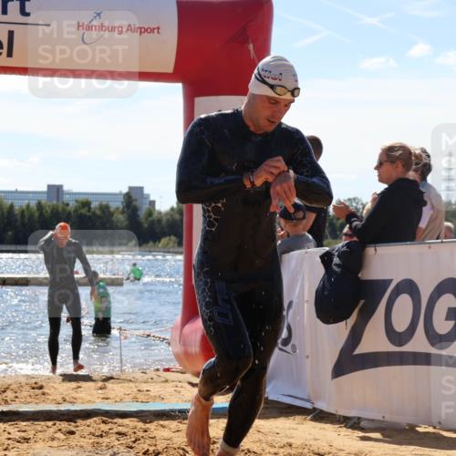 07.09.2025 - 19. Norderstedt Triathlon Luisa Fischer http://msf.ph/oto/8756628 07.09.2025 13:29:28 Schwimmen 972, 1041, 1457 meine-sportfotos.de