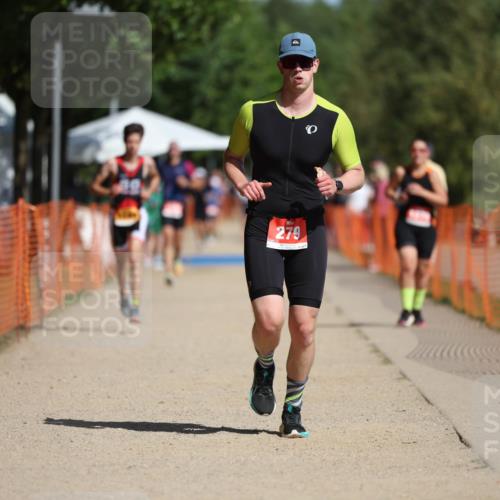07.09.2025 - 19. Norderstedt Triathlon Michael Strokosch http://msf.ph/oto/8756636 07.09.2025 12:04:03 Laufen 279, 1183 meine-sportfotos.de