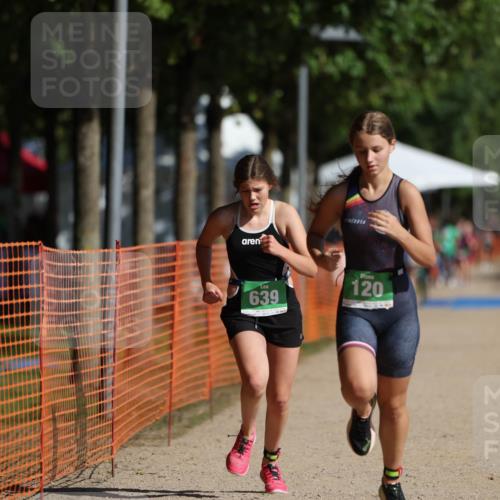 07.09.2025 - 19. Norderstedt Triathlon Michael Strokosch http://msf.ph/oto/8756638 07.09.2025 11:01:15 Laufen 120, 639 meine-sportfotos.de