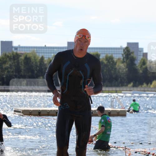 07.09.2025 - 19. Norderstedt Triathlon Luisa Fischer http://msf.ph/oto/8756652 07.09.2025 13:29:32 Schwimmen 422, 1011, 1041, 1457 meine-sportfotos.de